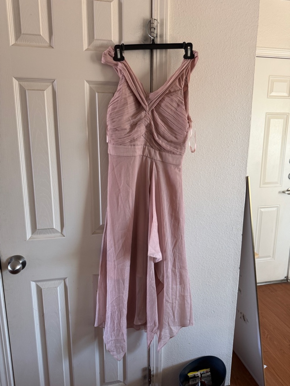 Ted baker Elegant Pink Sleeveless V-Neck Chiffon Dress